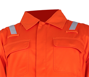 Especially ergonomic cut with few seams