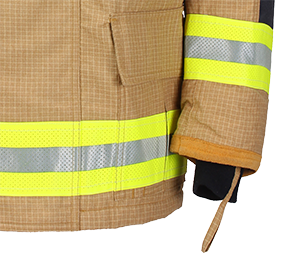 Especially ergonomic cut with few seams