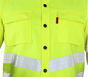 Especially ergonomic cut with few seams