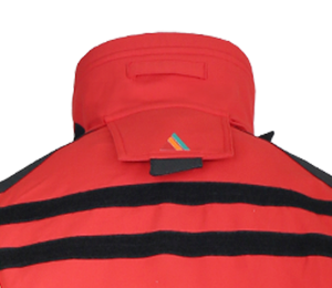 Especially ergonomic cut with few seams