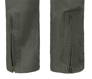 Especially ergonomic cut with few seams