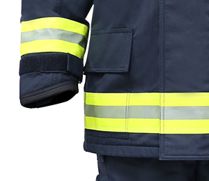 Especially ergonomic cut with few seams