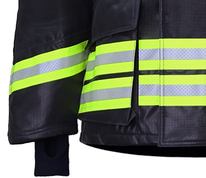 Especially ergonomic cut with few seams