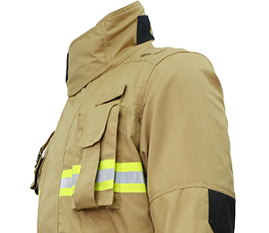 Especially ergonomic cut with few seams