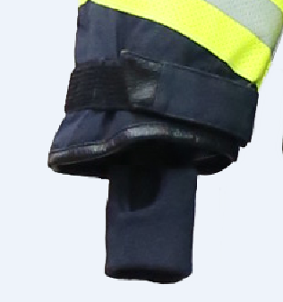 Especially ergonomic cut with few seams